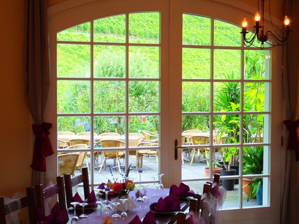 Weingut Und Hotel Haus Am Drachenloch 바트혼네프암라인 외부 사진